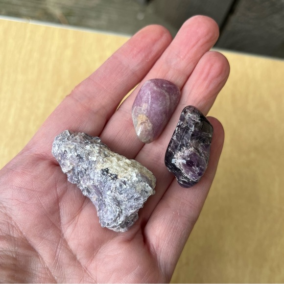 Lepidolite / Mica Crystal Set of 3 - Picture 8 of 14